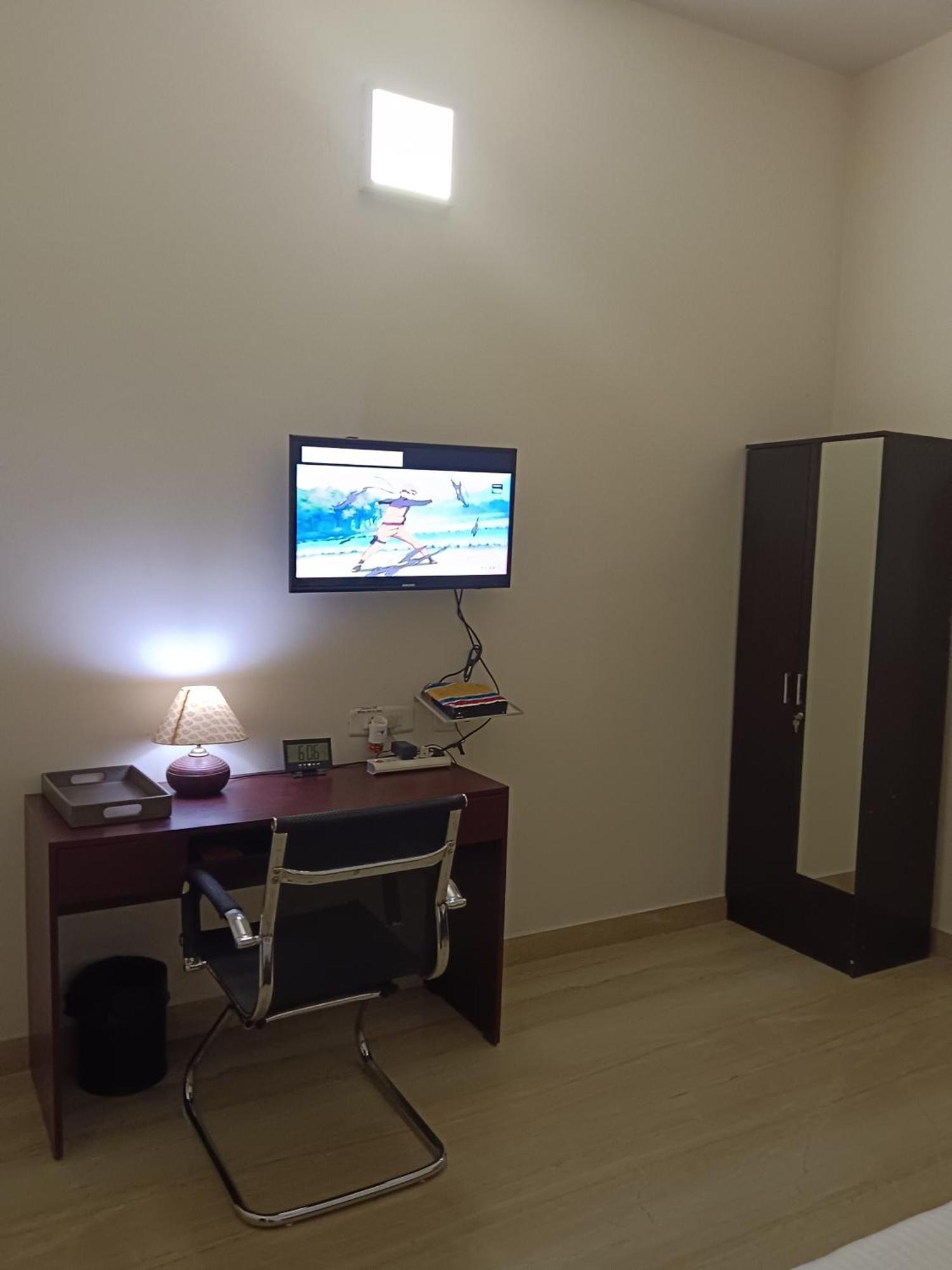 Iris Comfort Inn Chennai Luaran gambar