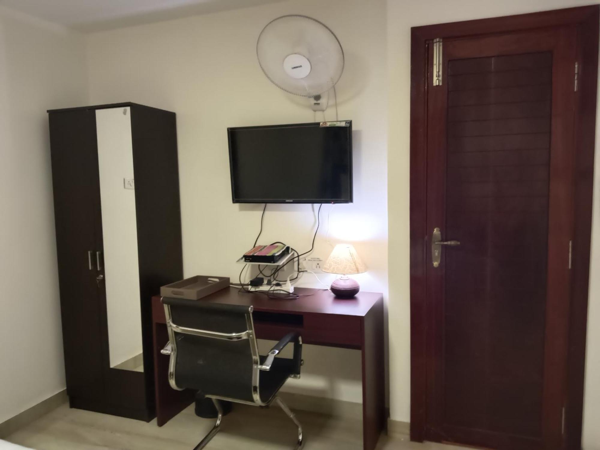 Iris Comfort Inn Chennai Luaran gambar