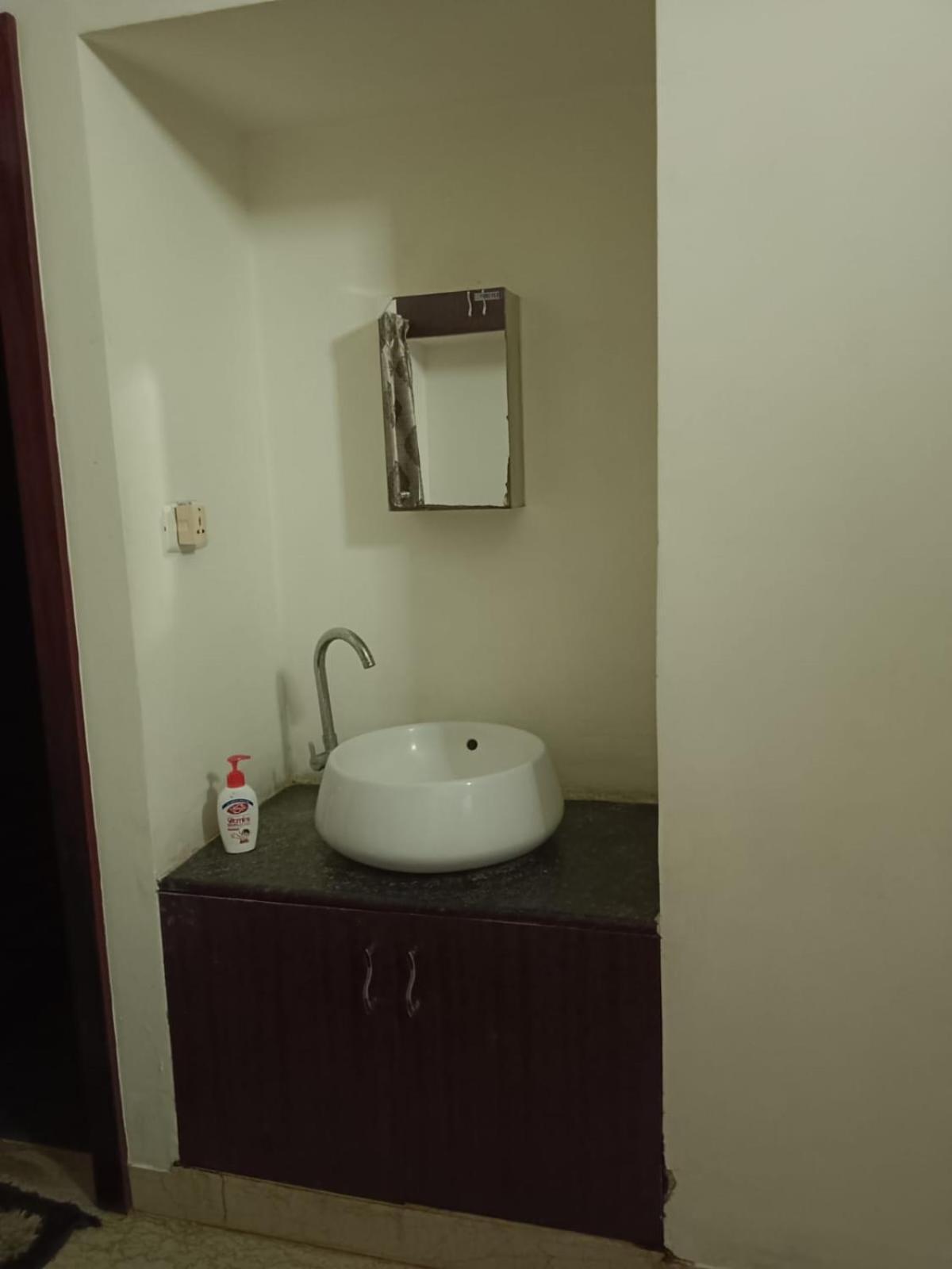 Iris Comfort Inn Chennai Luaran gambar