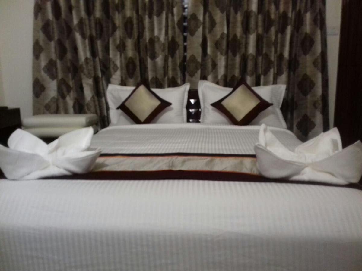 Iris Comfort Inn Chennai Luaran gambar