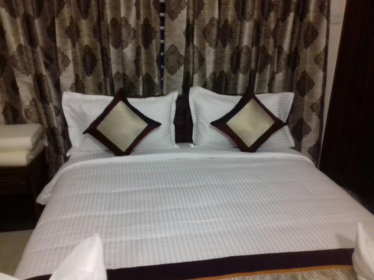 Iris Comfort Inn Chennai Luaran gambar